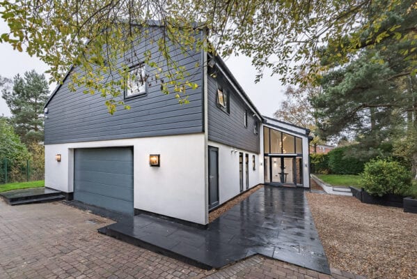 ALWOODLEY HOUSE RENOVATION - Photography by Bevan Cockerill