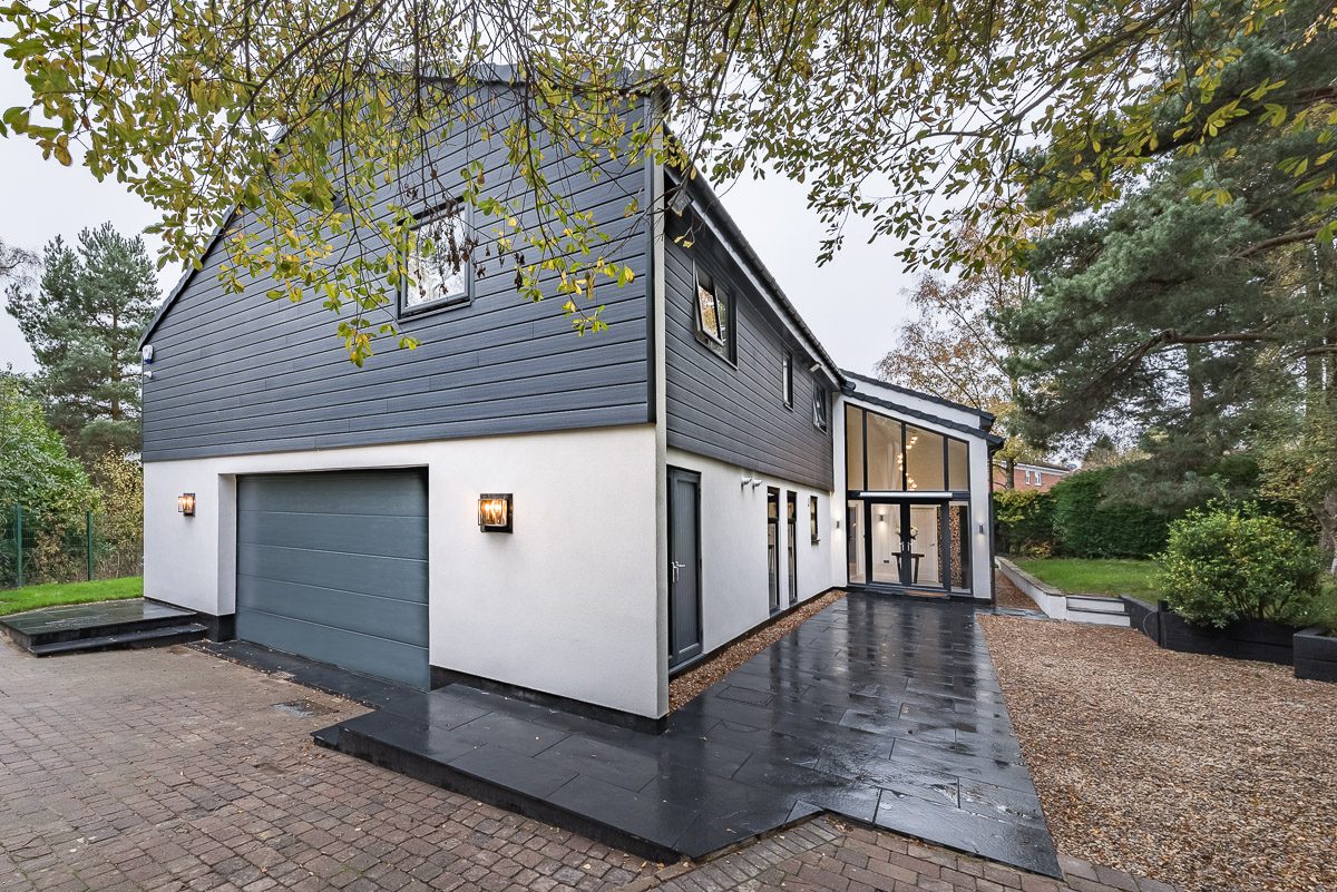 ALWOODLEY HOUSE RENOVATION - Photography by Bevan Cockerill
